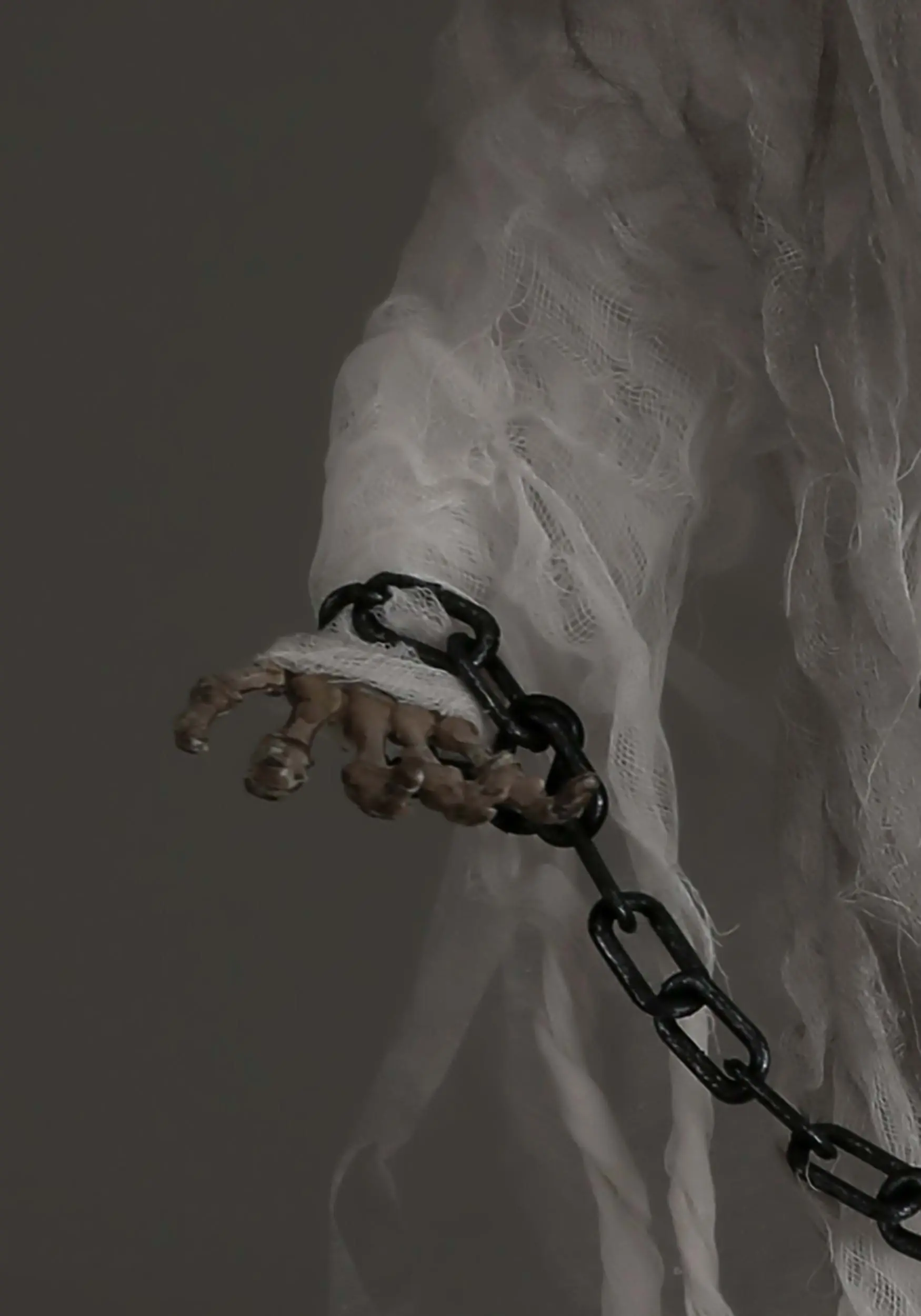 3ft Hanging Faceless Ghost Animatronic Decoration 4 3ft Hanging Faceless Ghost Animatronic Decoration - Image 4