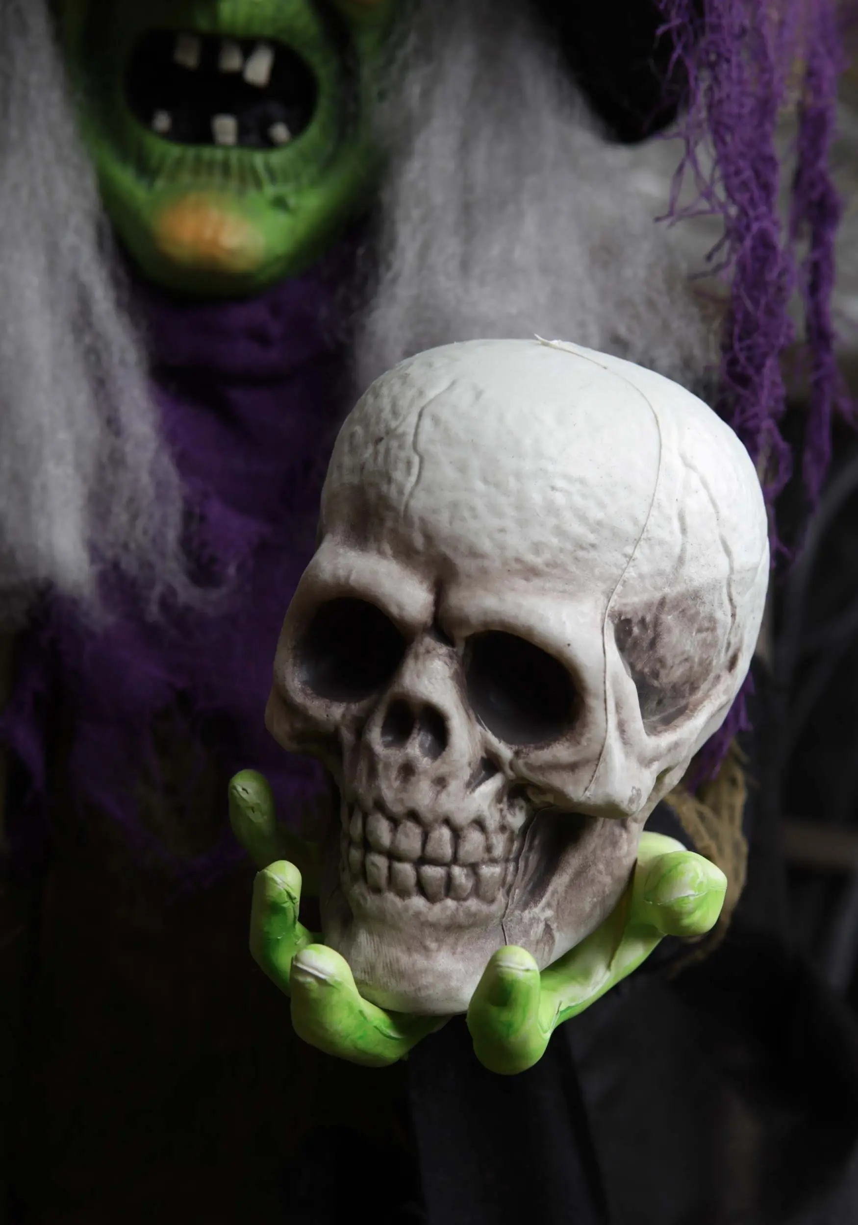 6ft Animated Hanging Witch 4 6ft Animated Hanging Witch - Image 4