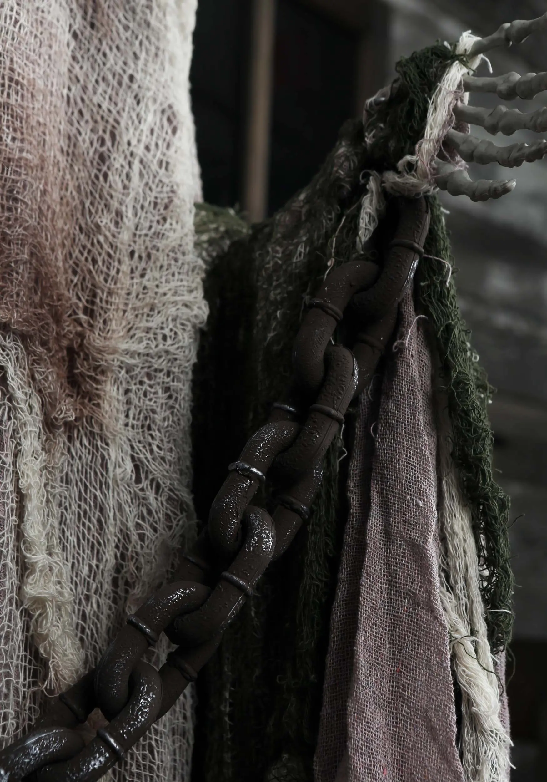 6 Foot Animated Standing Ghoul 2 6 Foot Animated Standing Ghoul - Image 2