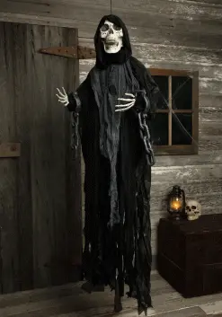 Animated Hanging Reaper With Chains