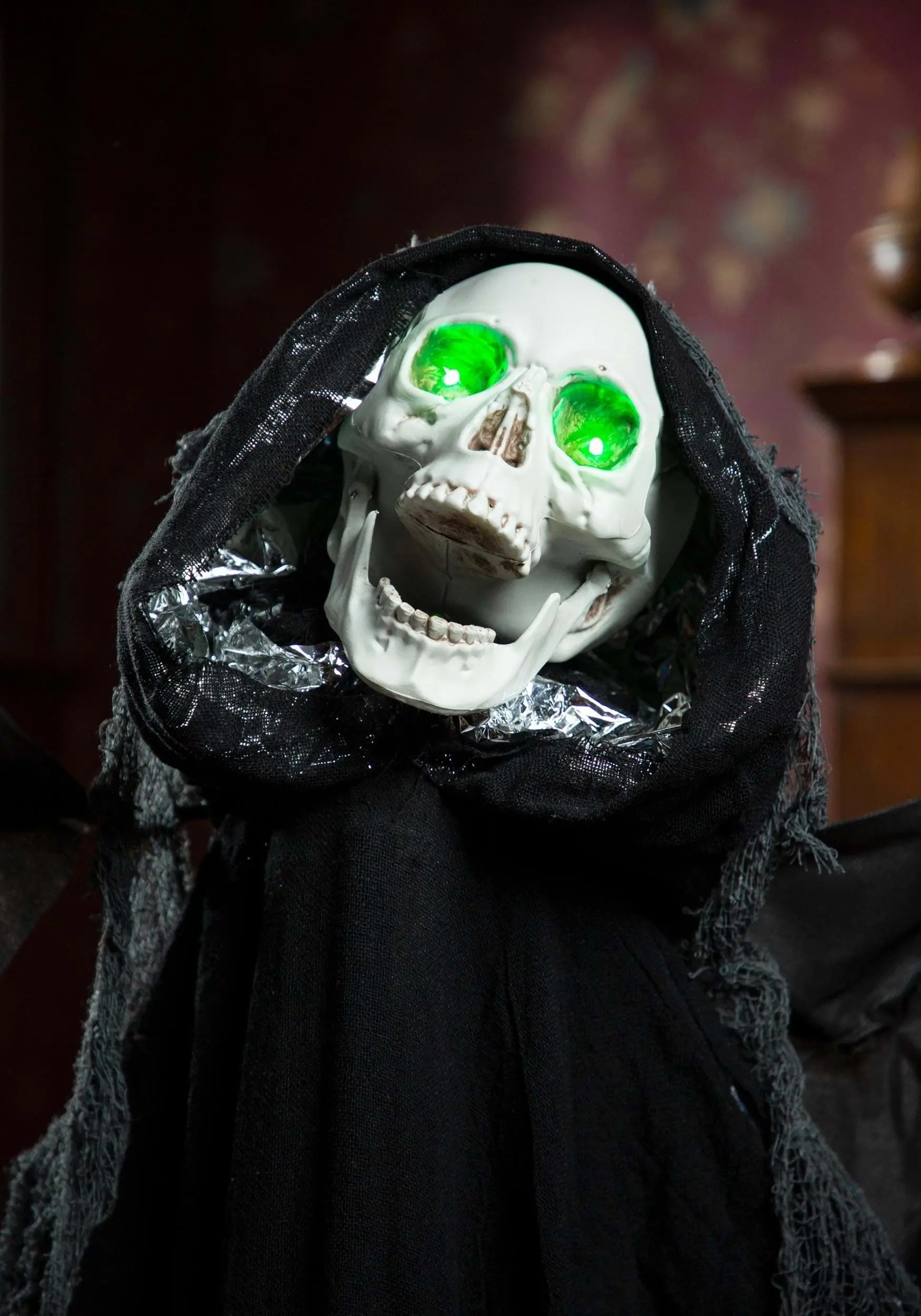 Animated Haunted Standing Winged Reaper 2 Animated Haunted Standing Winged Reaper - Image 2