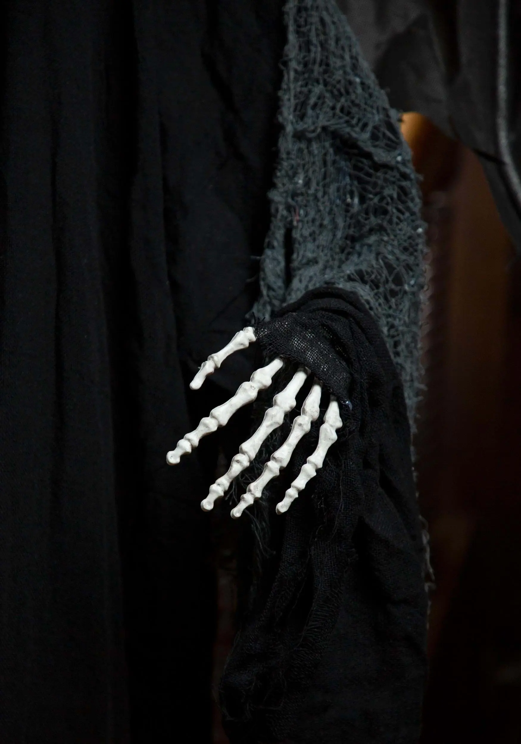 Animated Haunted Standing Winged Reaper 3 Animated Haunted Standing Winged Reaper - Image 3