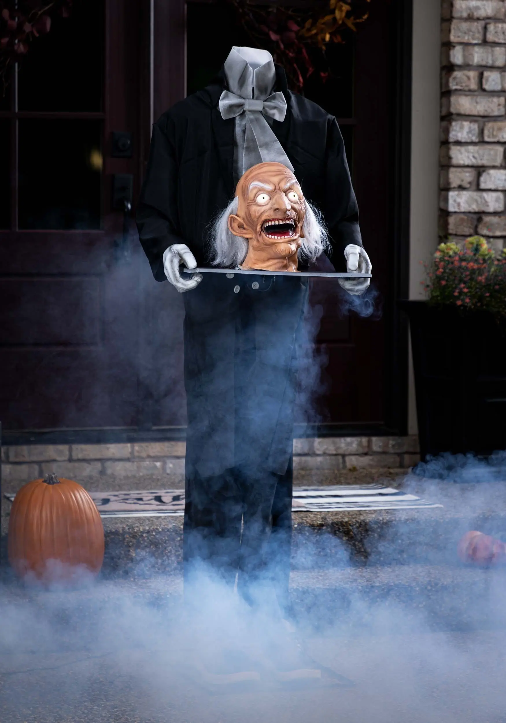 Head On A Platter Butler Halloween Decoration 1 Head On A Platter Butler Halloween Decoration
